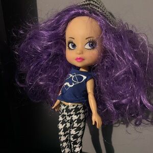 Middle School Moguls Izzy Doll Digital Diva Figure 11.5 Inches